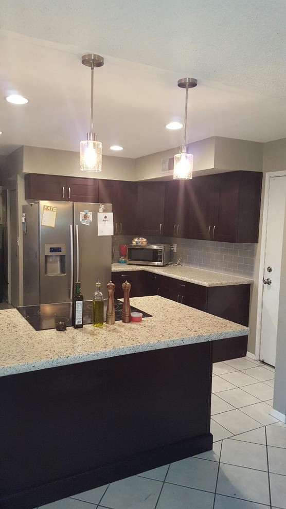 Inspiration for a transitional home design remodel in Phoenix