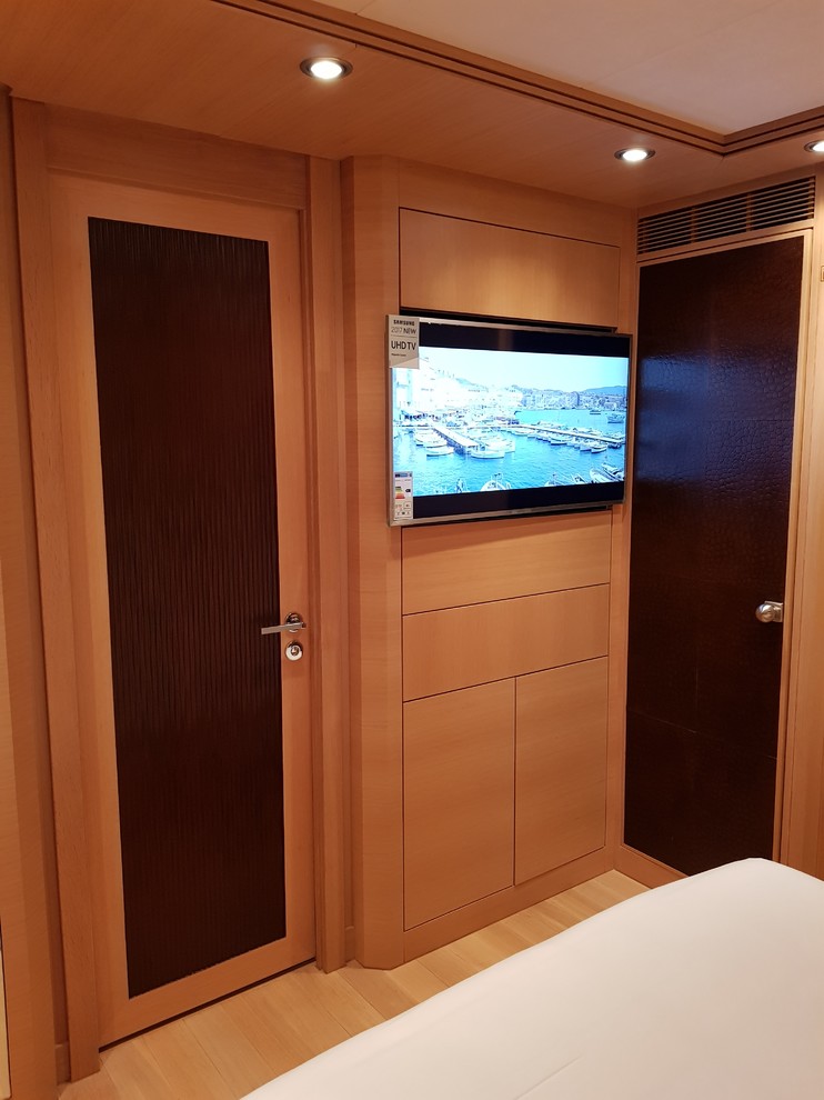 Модернизация мультимедиа систем на Мега яхте Waverunner 41метр