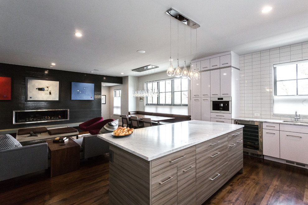 Home design - transitional home design idea