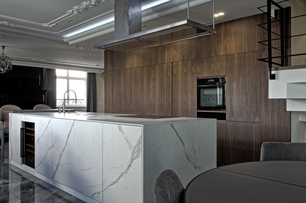 Solid in classic interior