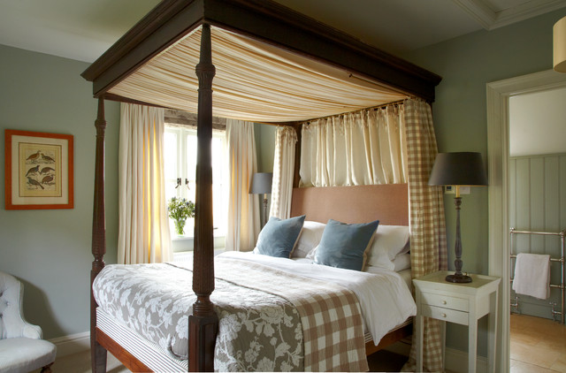 Dorset Country Cottage farmhouse-bedroom