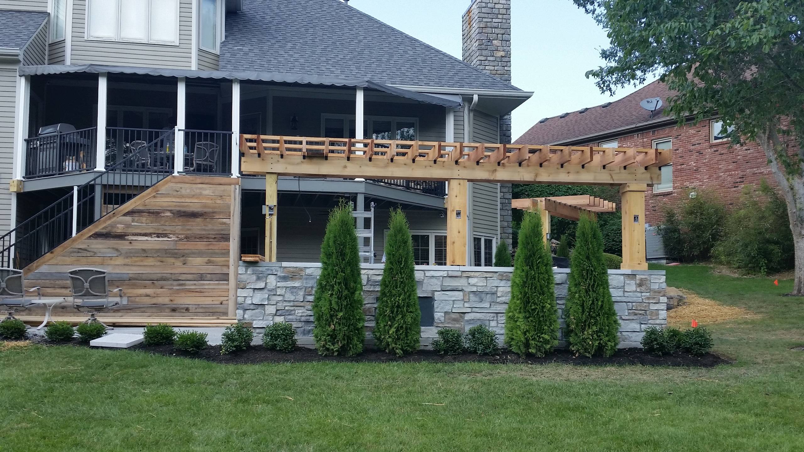 Lake Forest outdoor living