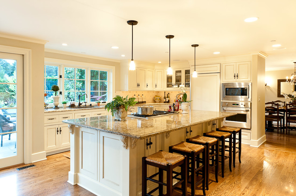 Kitchen - transitional kitchen idea