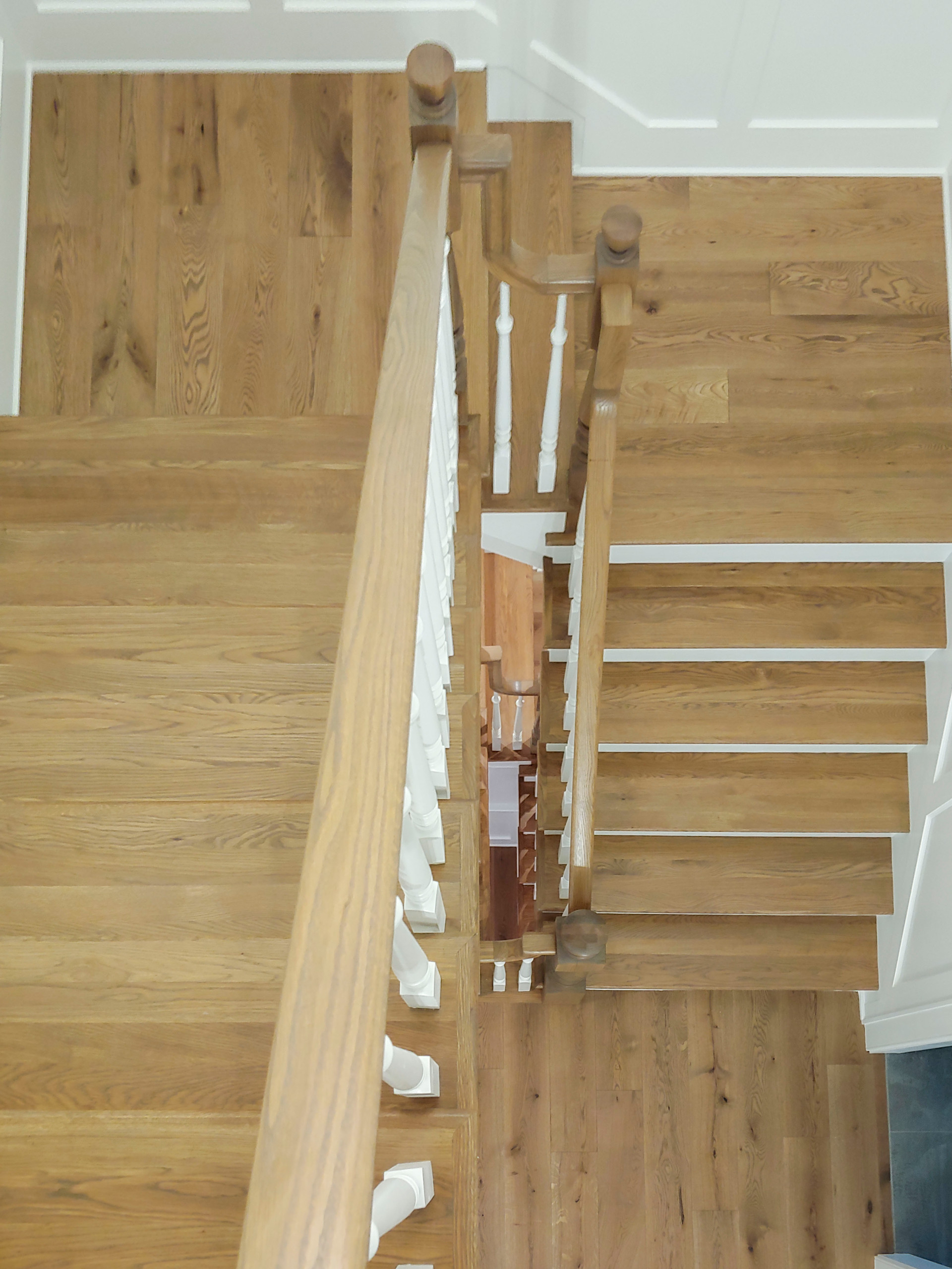 103_Classic Staircase with Stunning Handcrafted Oak Railing System, Aldie VA 201