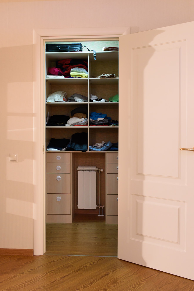 Рыбы в воде. Проект квартиры на Хорошевском шоссе. Гардеробная