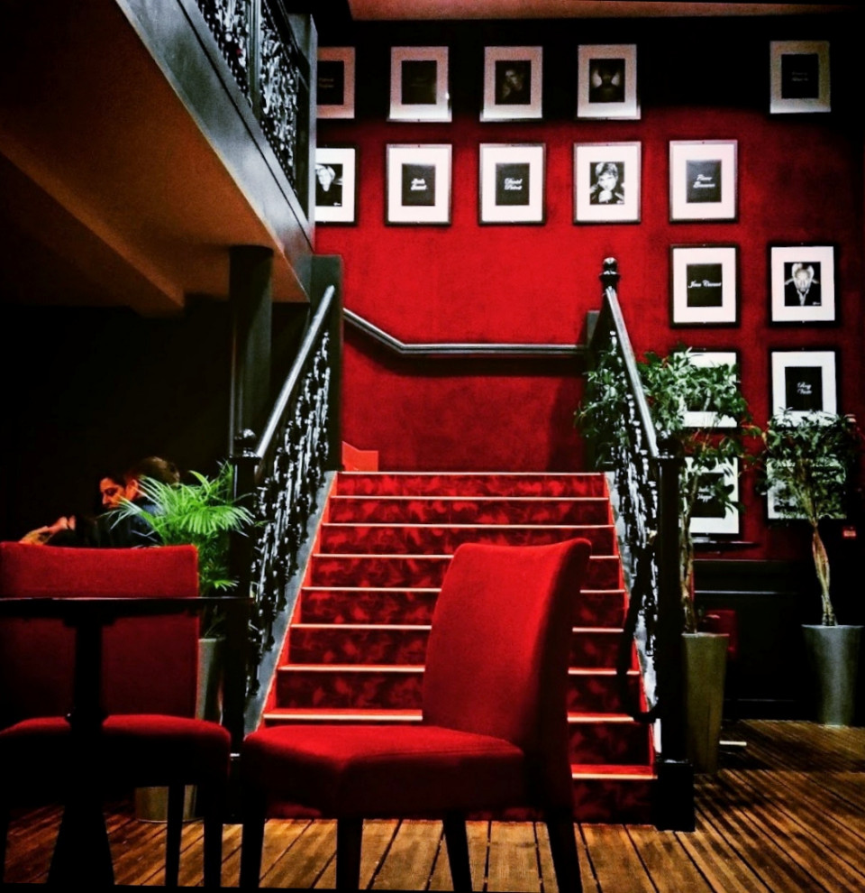 Théâtre 100 Noms