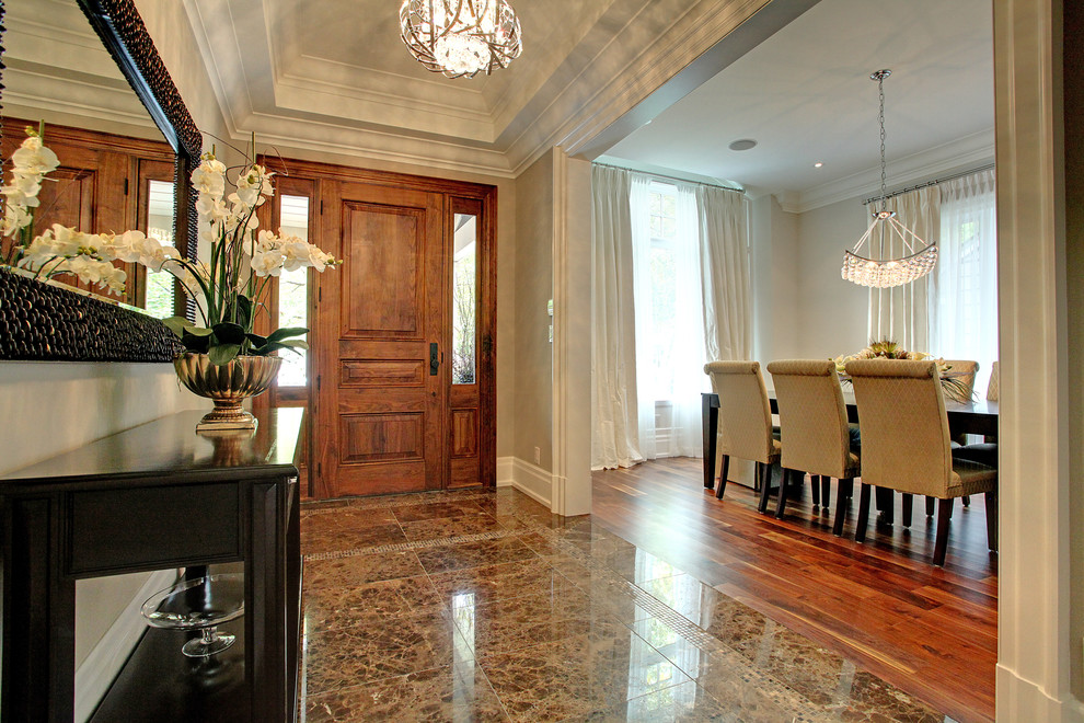 Entryway - transitional entryway idea in Toronto