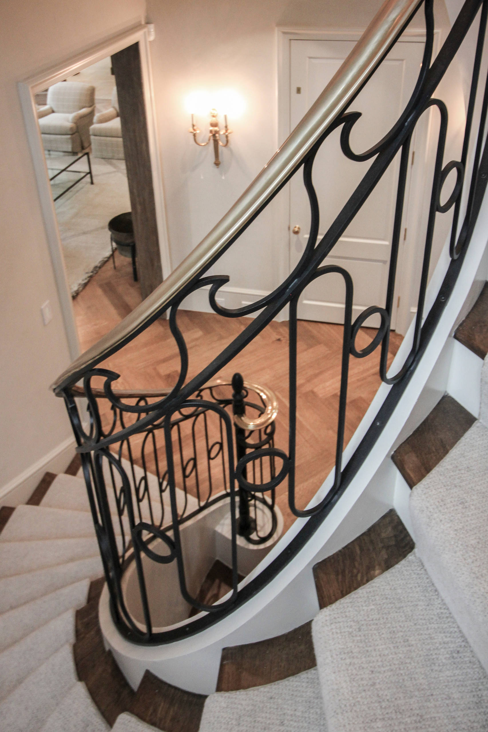 61_Sculptural/Elliptical Staircase in Washington, DC 20008