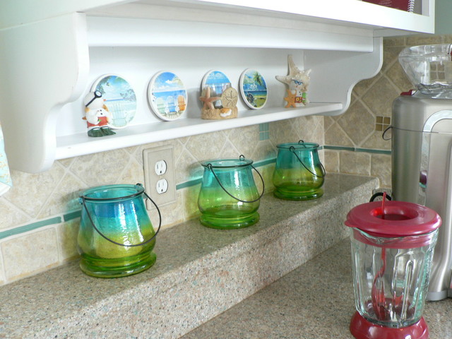 Pool House Kitchen tropisch-kueche