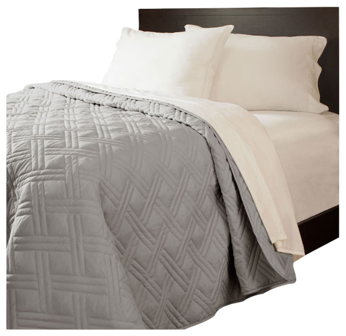 Lavish Home Solid Color Bed Quilt - King - Silver