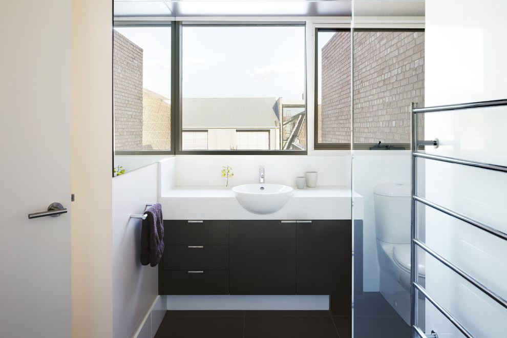 This is an example of a contemporary bathroom in Sydney with a vessel sink.