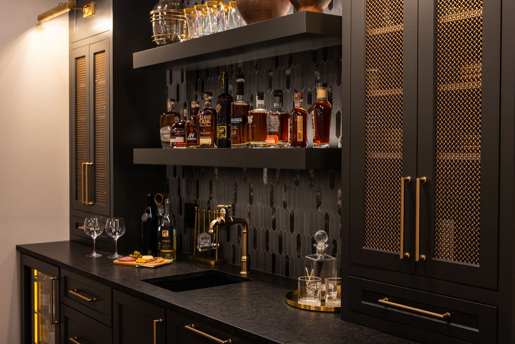 Stunnng Basement Remodelbas