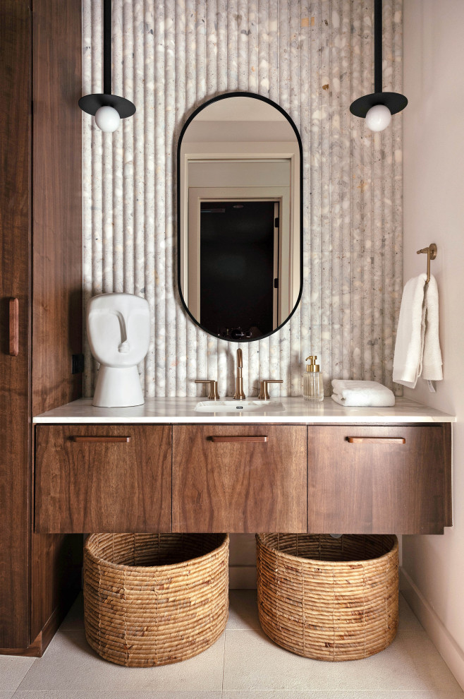 Example of a mid-sized minimalist bathroom design in New York