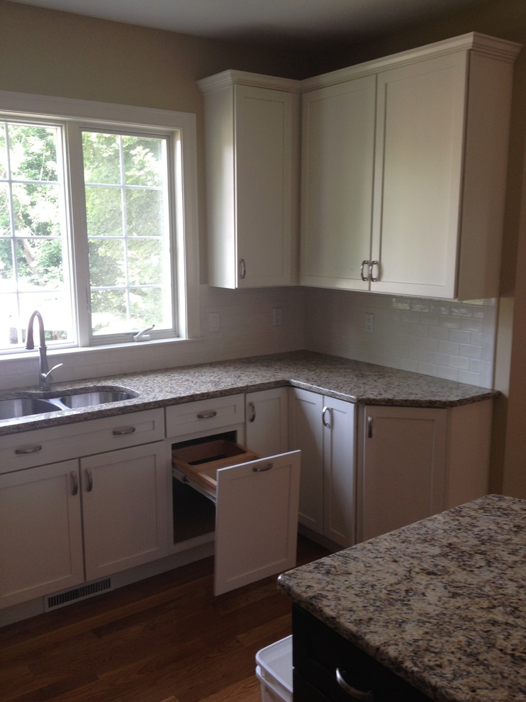 Example of a transitional kitchen design in Boston