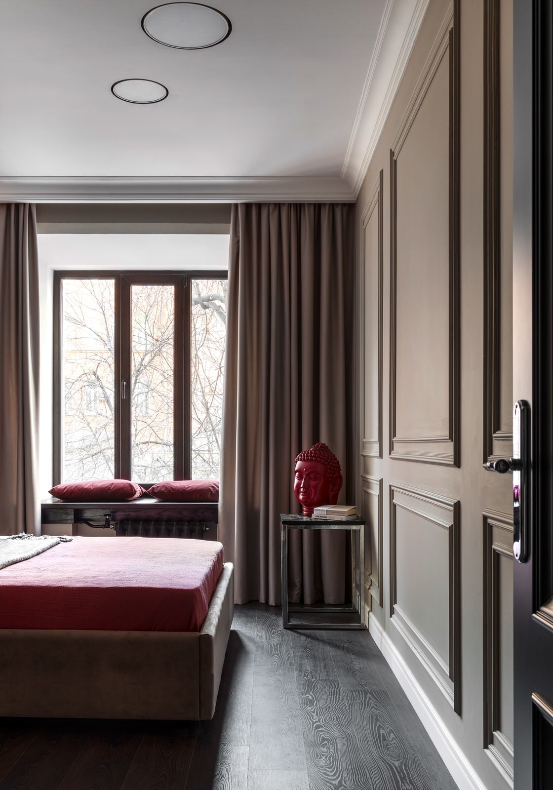 Квартира в старом жилом фонде в центре Москвы.