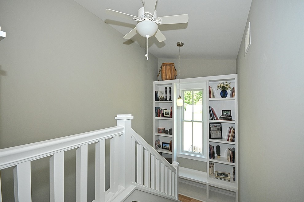 The Plumrose Cottage Home Indianapolis by LAND DEVELOPMENT AND