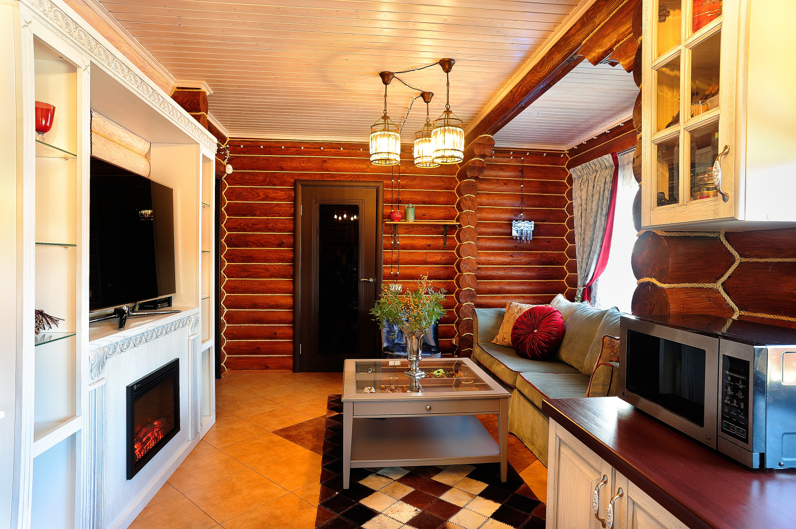 Бревенчатый дом для гостей