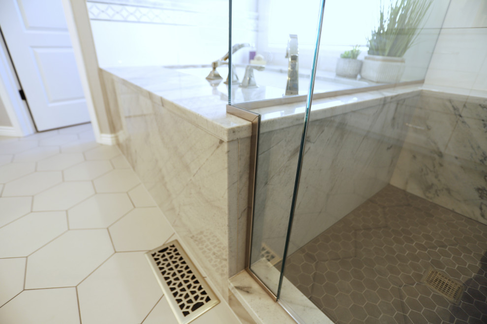 Transitional home design photo in Denver