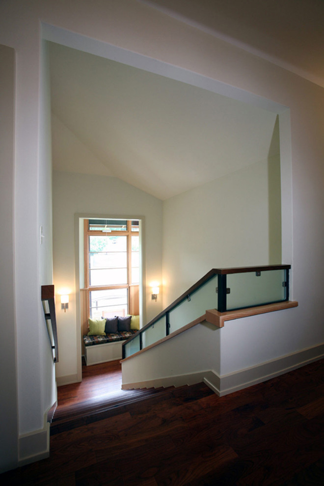 Design ideas for a staircase in Austin.