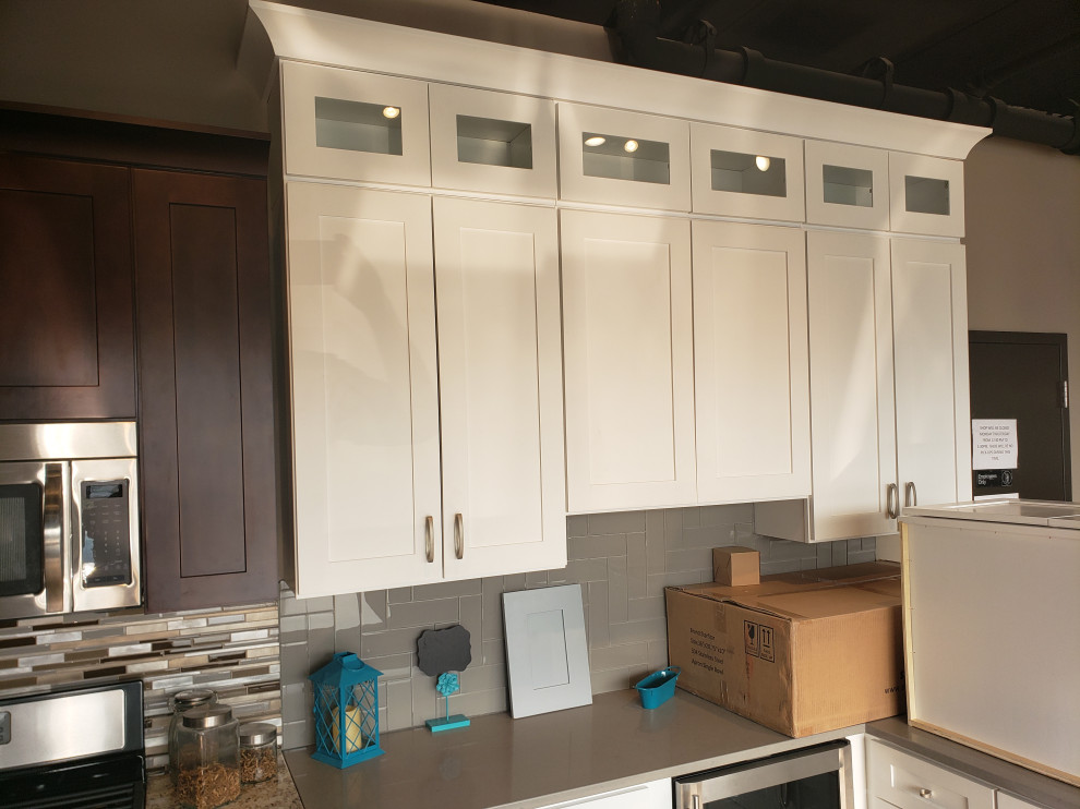 Inspiration for a transitional kitchen remodel in Chicago