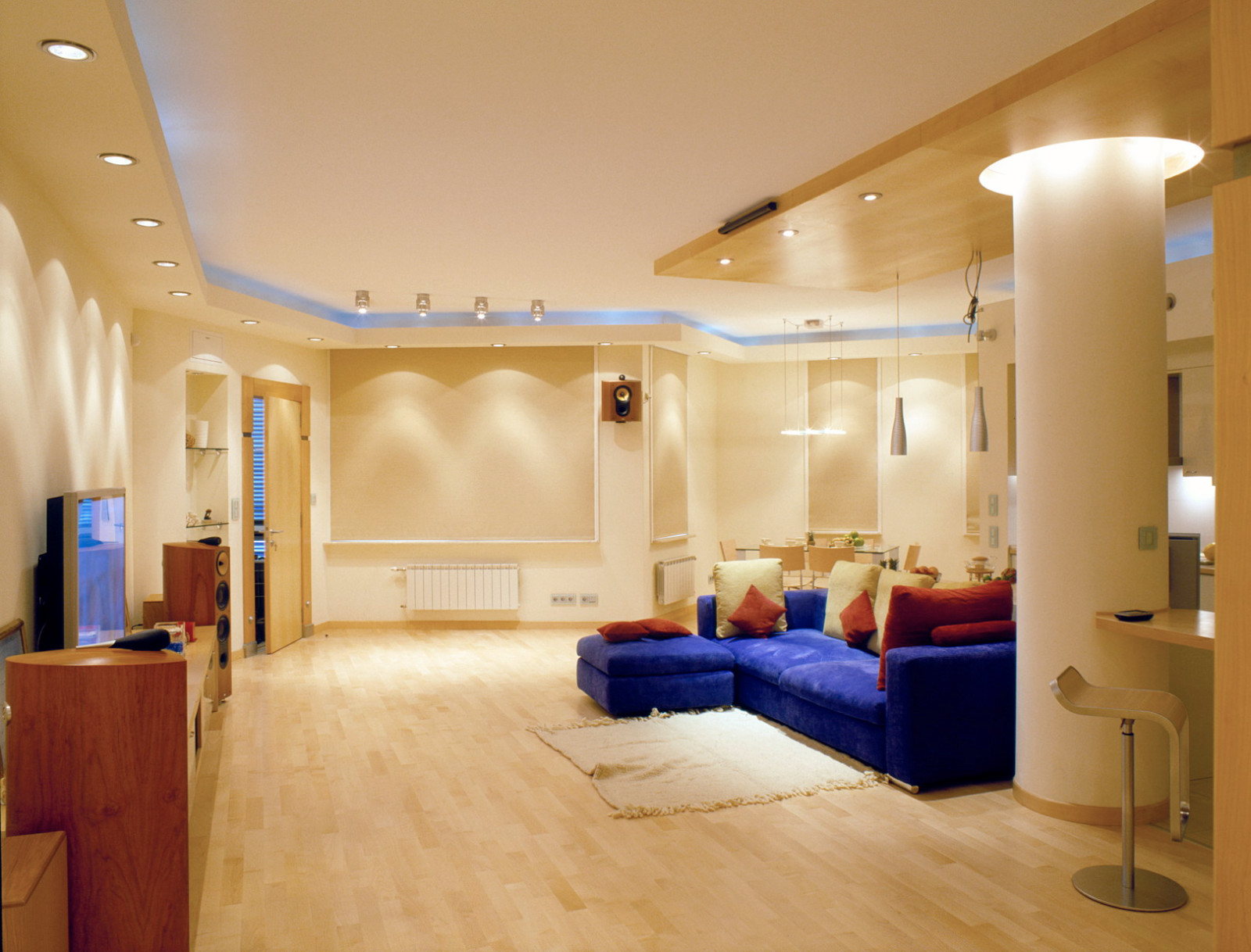 Дерево в интерьере