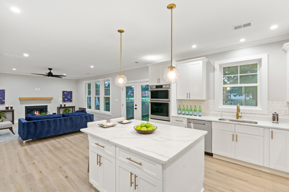 Transitional home design photo in DC Metro