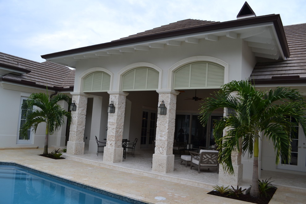 Deck - traditional deck idea in Miami