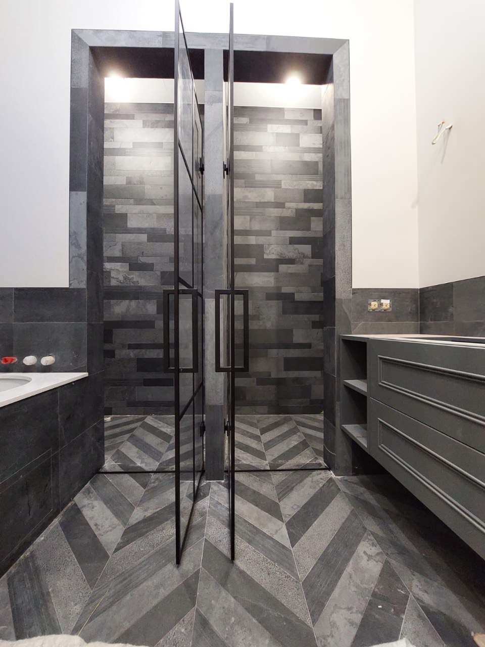 Душевая кабина/ванная комната