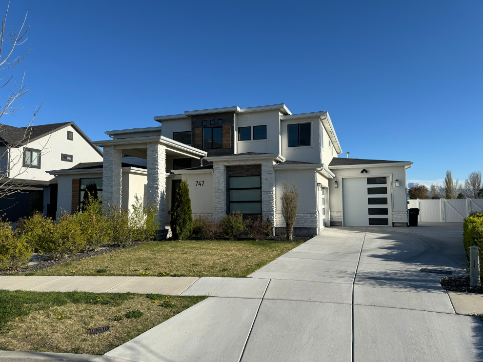 Custom Homes with Beautiful Exteriors