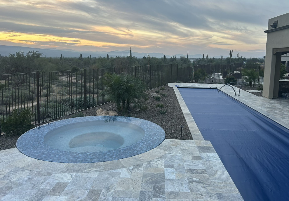 Inspiration for a transitional pool remodel in Phoenix