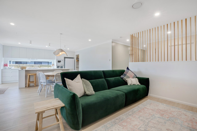 Casa Sadie contemporary-living-room