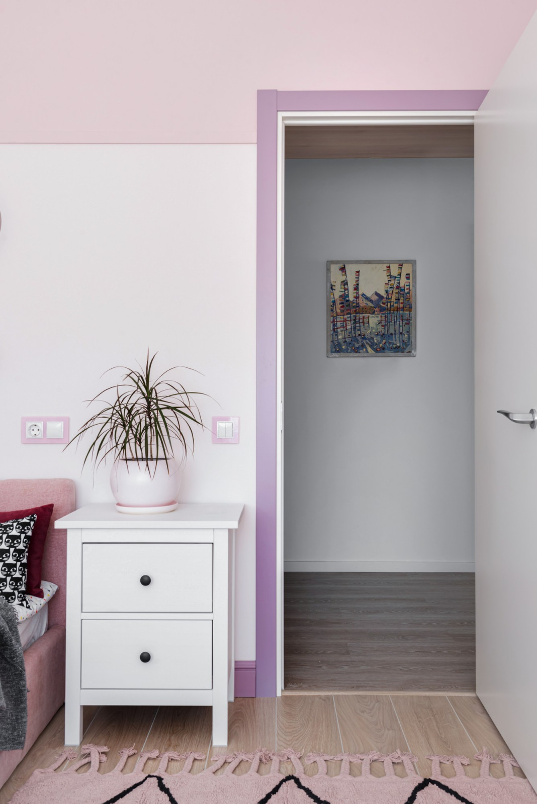 Реализованный проект двухкомнатной квартиры в г. Артем для молодой семьи.