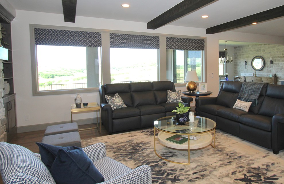 Transitional home design photo in Denver