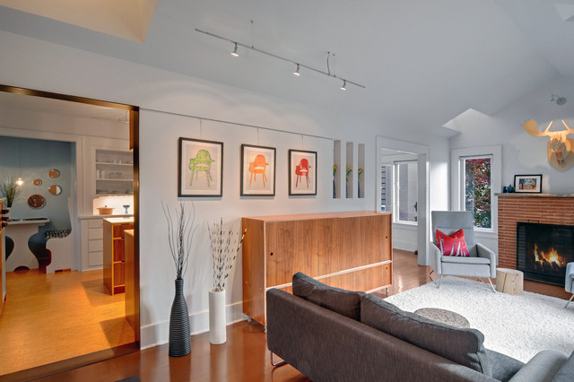 Trendy living room photo