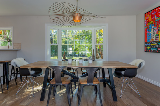 French Chic clasico-renovado-comedor