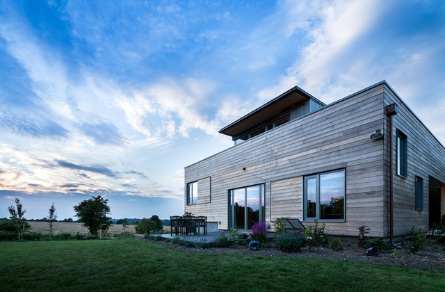 Stackyard contemporary-house-exterior