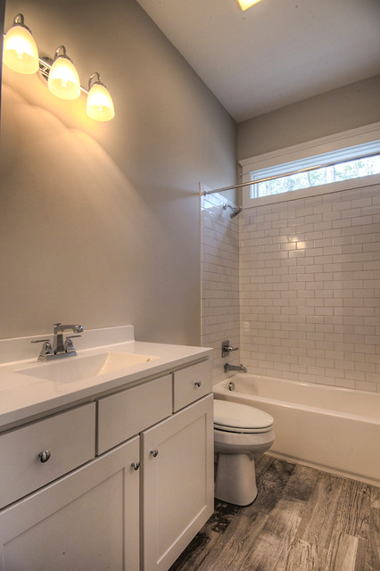 WILLOWMORE II bathroom
