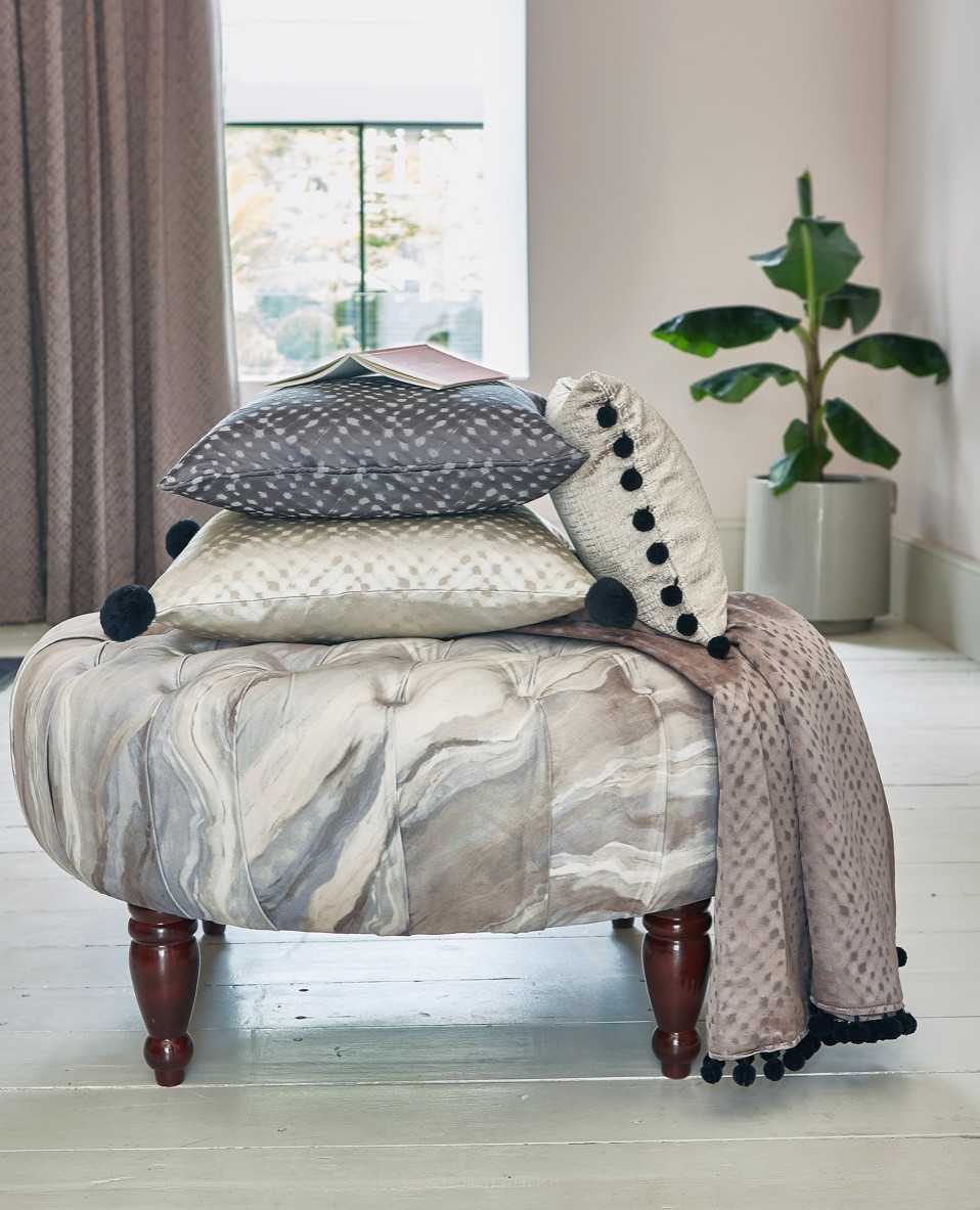 Металлические оттенки и натуральные фактуры