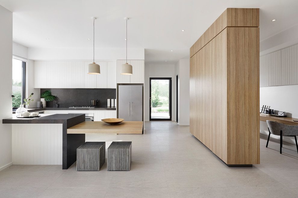 Inspiration for a mid-sized scandinavian eat-in kitchen in Canberra - Queanbeyan with with island.