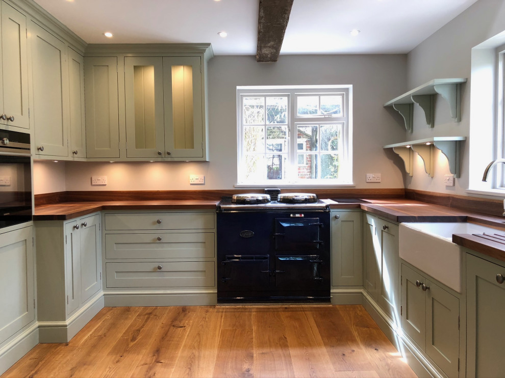 In Frame Shaker Kitchen