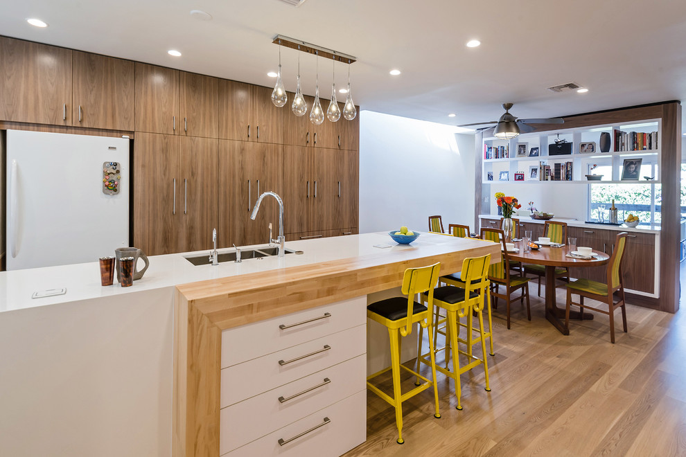 Kitchen | Dining Area