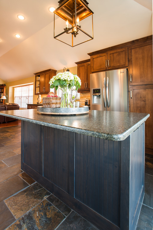Cloverleaf - A Farmhouse Inspired Kitchen with Charm in North Richland Hills