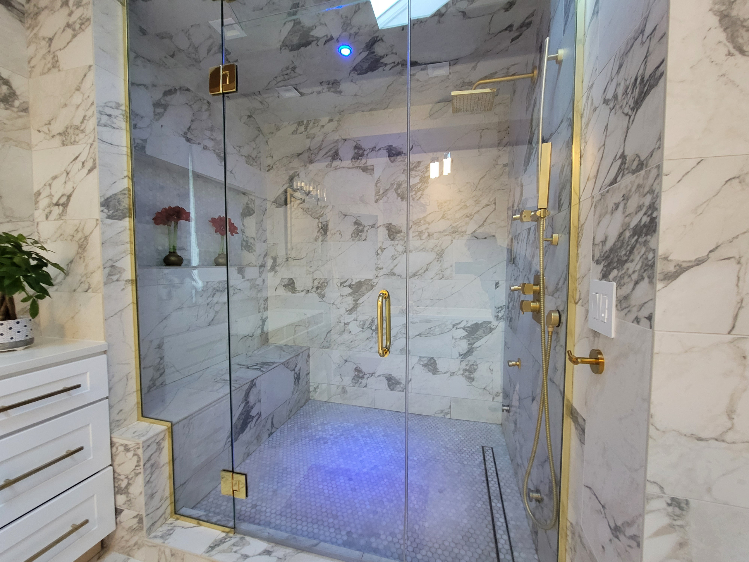 Dream white Bathroom