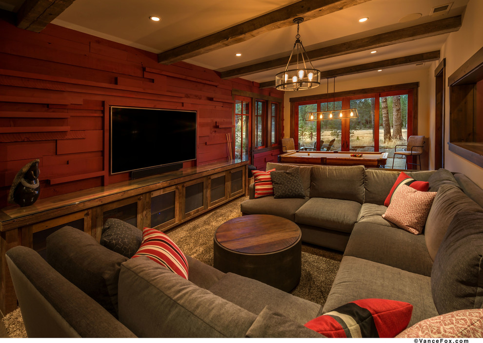 This is an example of a country family room in Sacramento.