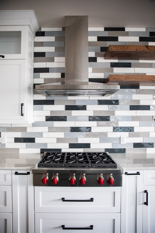 Kitchen - transitional kitchen idea