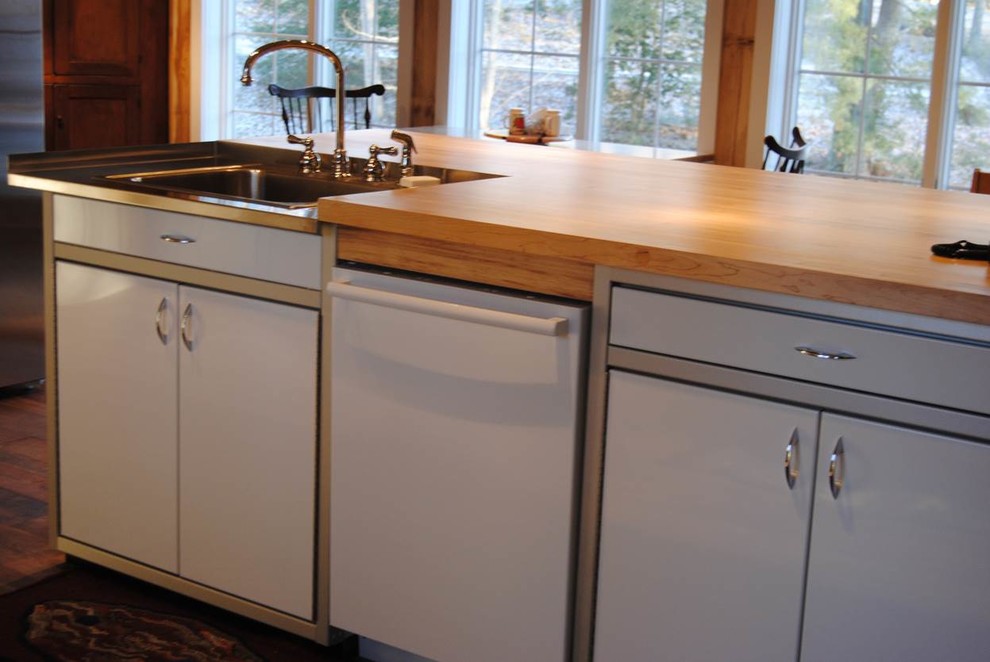 Kitchen - rustic kitchen idea in Boston