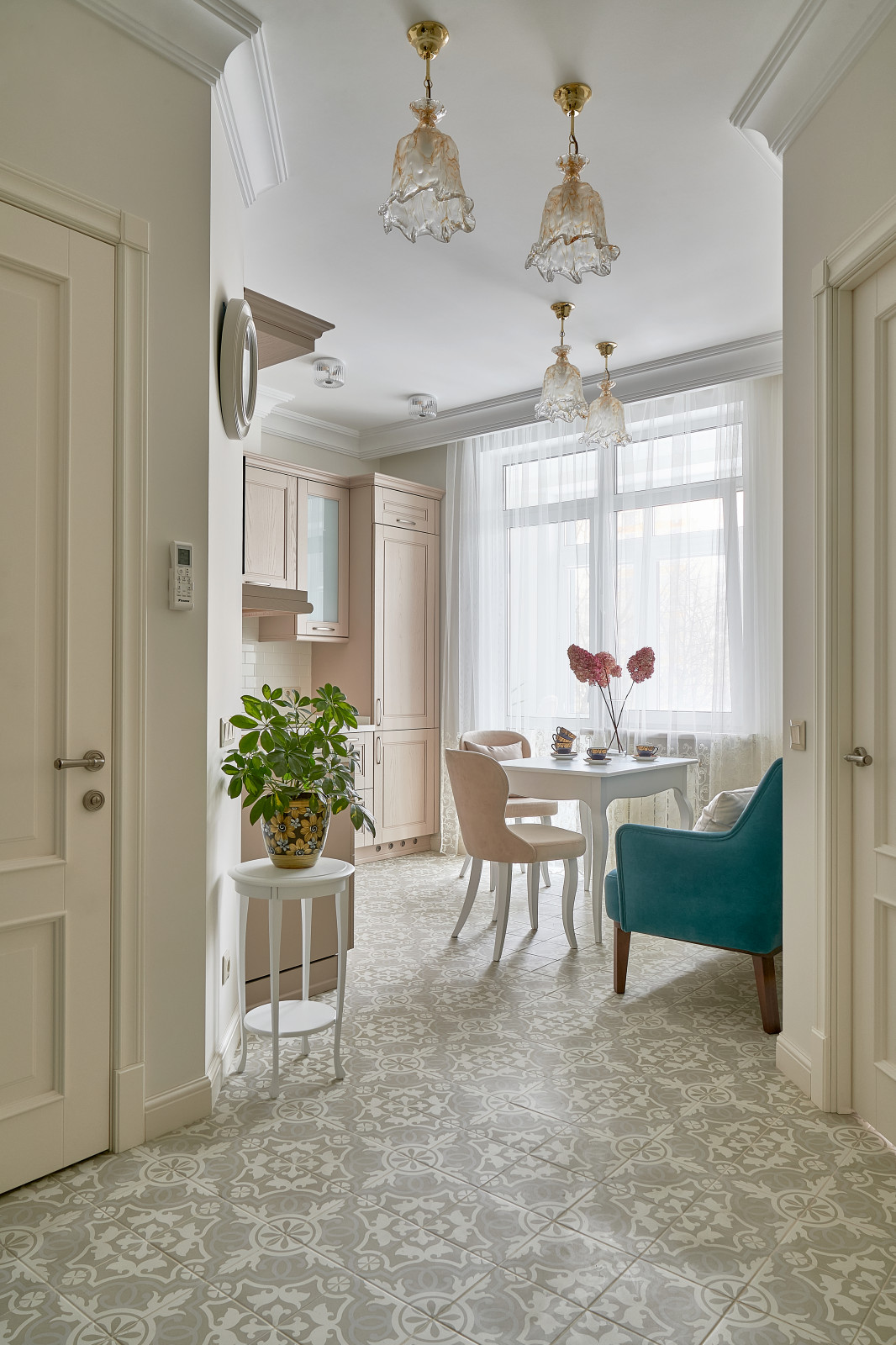 Квартира - "зефирка" для супружеской пары