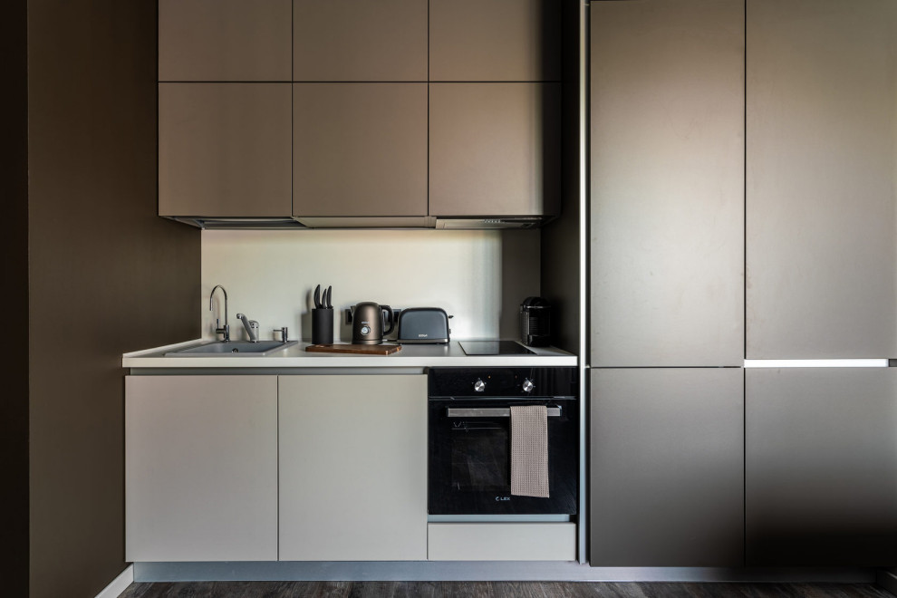 Кухня в дизайнерских апартаментах