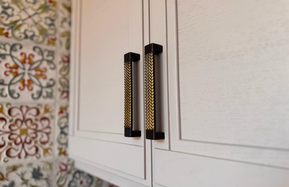 Кухня Фреда из массива дерева в цвете Экрю