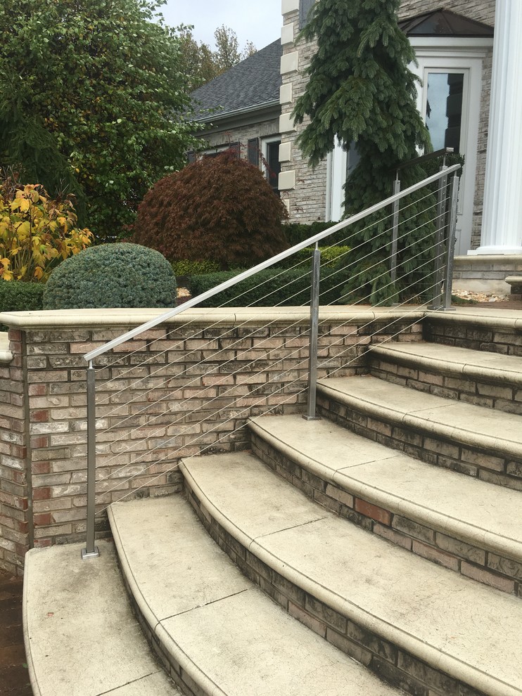 Exterior front steps/patio/porch railings - Modern - Exterior